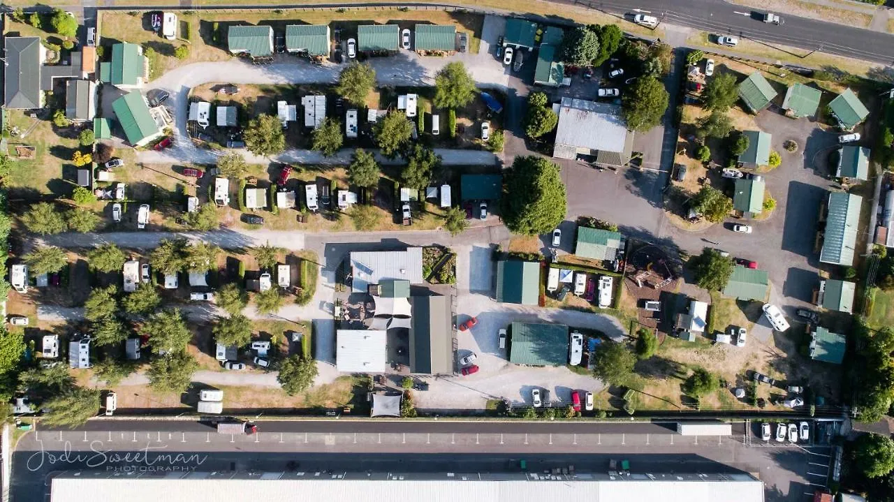 Taupo Top 10 Holiday Park New Zealand