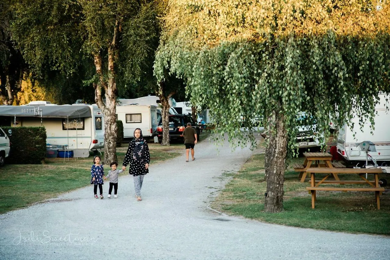Taupo Top 10 Holiday Park 4*,
