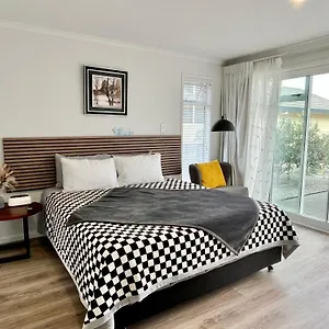 Homestay Lakeside Cozy, Taupo
